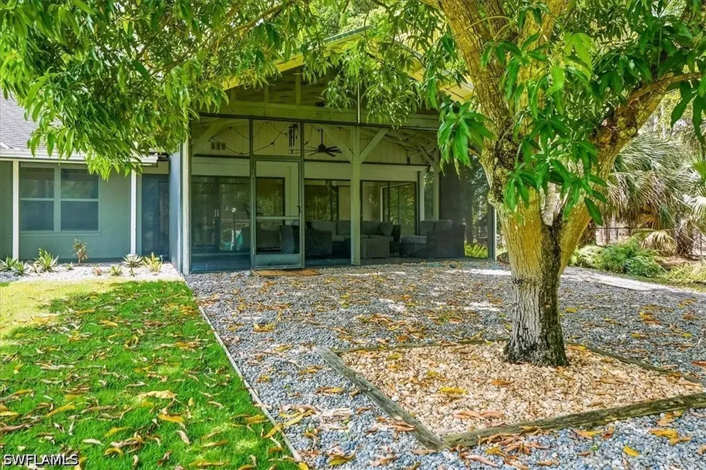 5991 Golden Oaks Lane Naples FL 34119