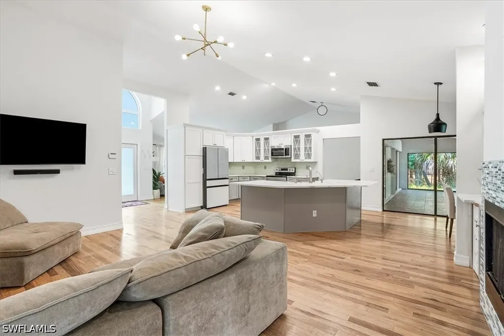 5991 Golden Oaks Lane Naples FL 34119