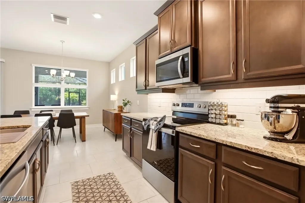 844 Heather Lake Avenue Cape Coral FL 33993