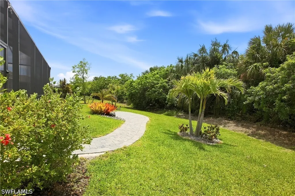 844 Heather Lake Avenue Cape Coral FL 33993