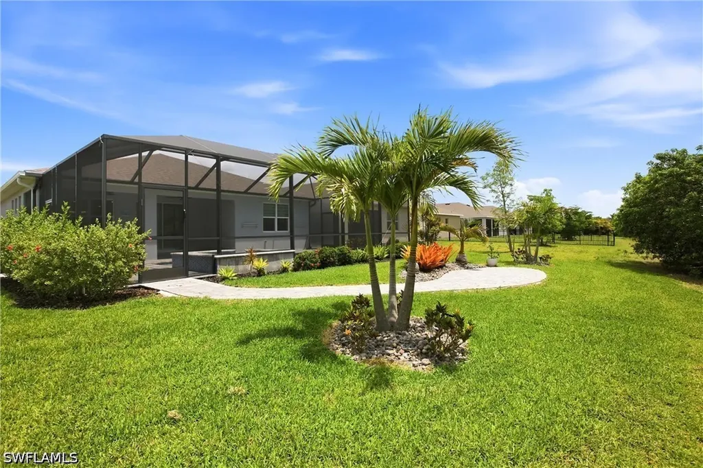 844 Heather Lake Avenue Cape Coral FL 33993