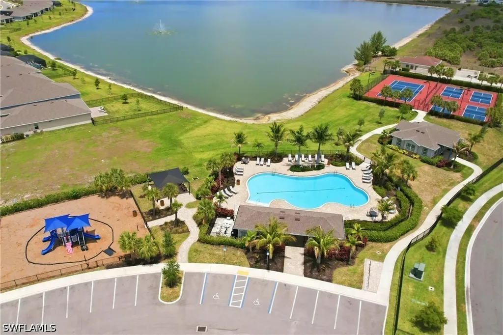 844 Heather Lake Avenue Cape Coral FL 33993