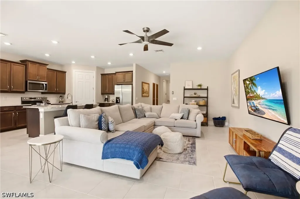 844 Heather Lake Avenue Cape Coral FL 33993
