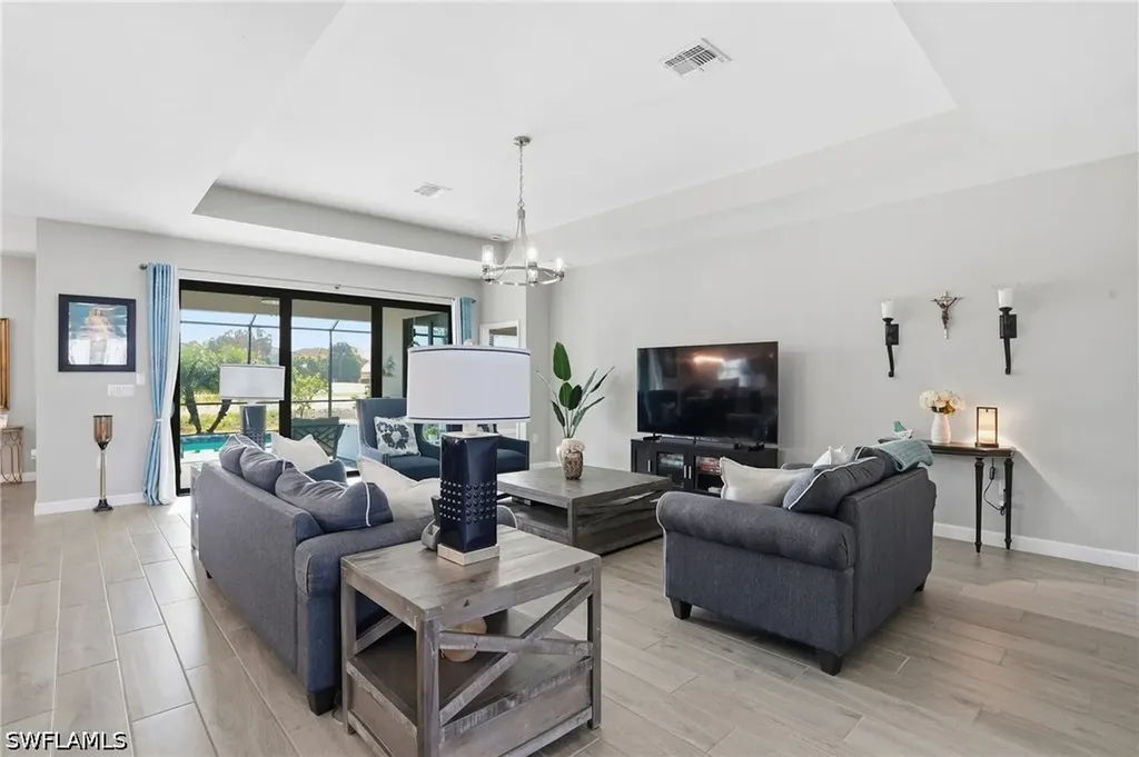 1384 Birdie Drive Naples FL 34120