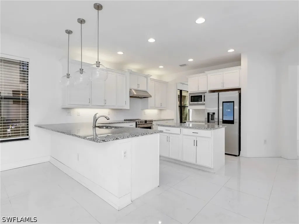 10008 Chesapeake Bay Drive Fort Myers FL 33913