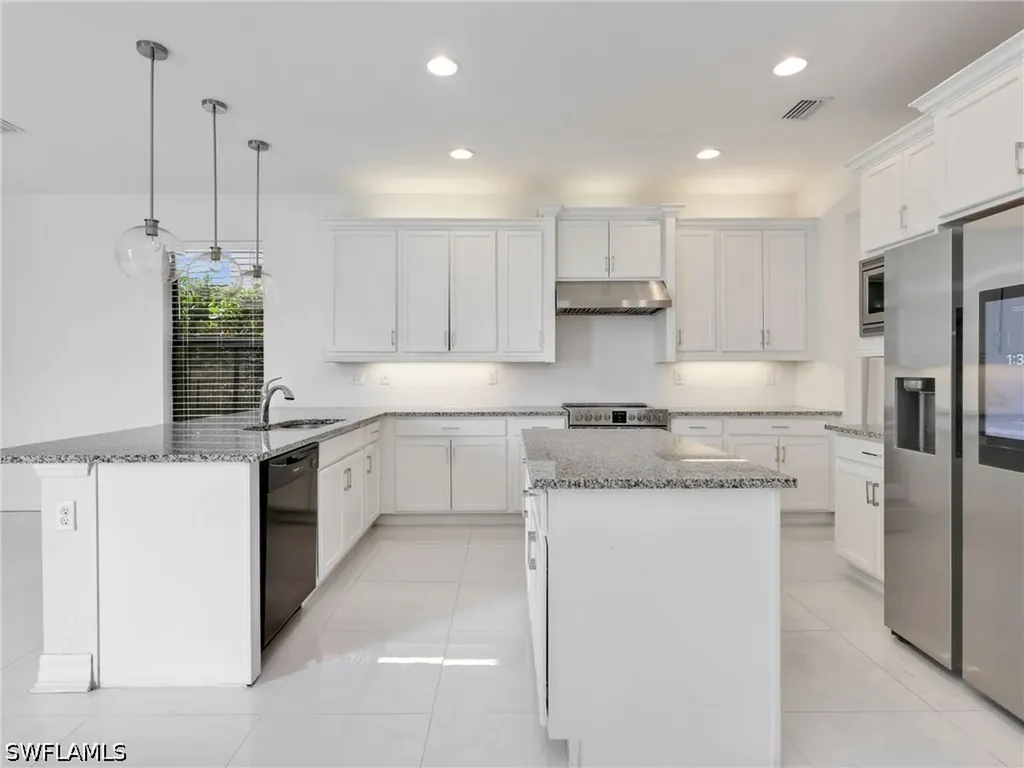 10008 Chesapeake Bay Drive Fort Myers FL 33913