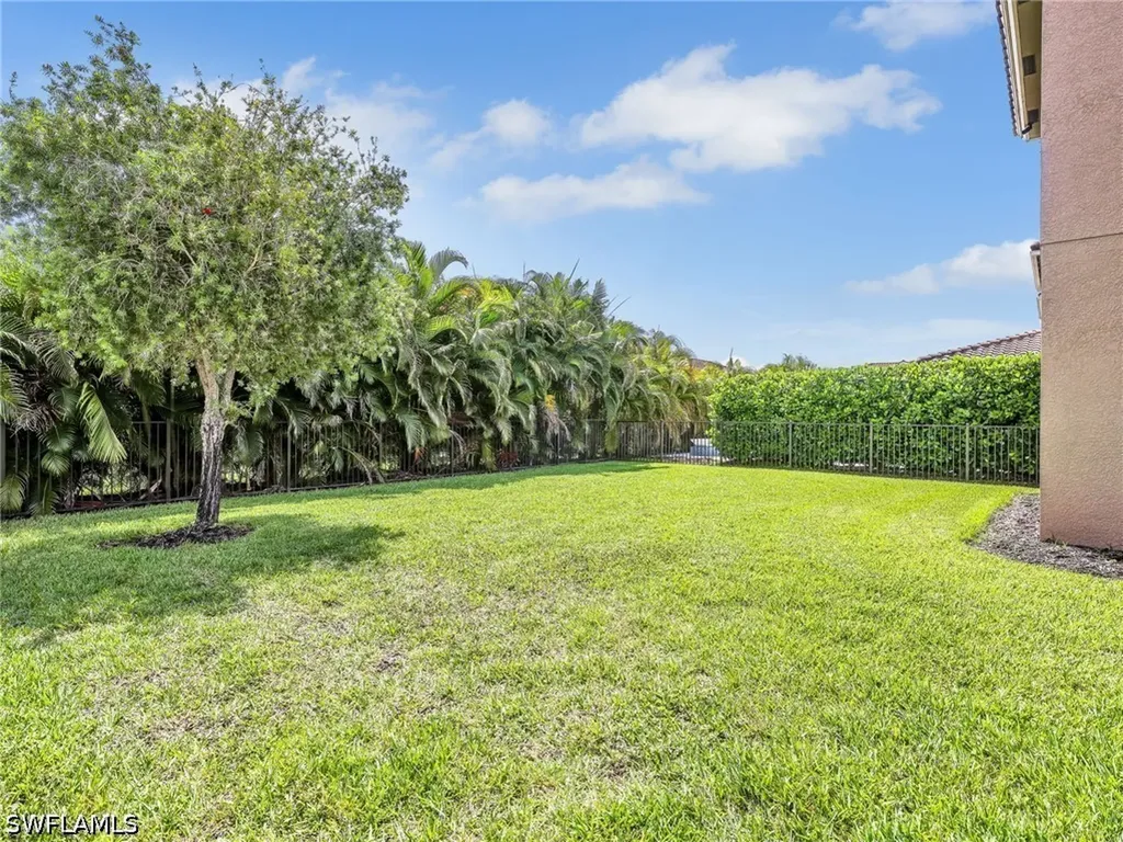 10008 Chesapeake Bay Drive Fort Myers FL 33913