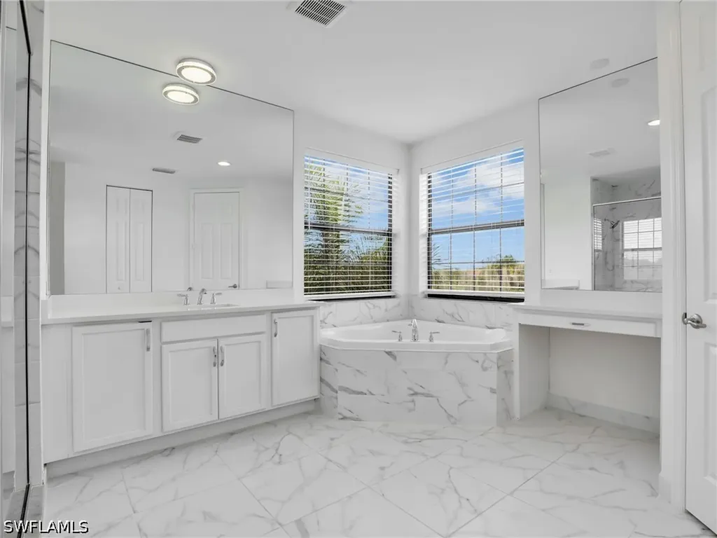 10008 Chesapeake Bay Drive Fort Myers FL 33913