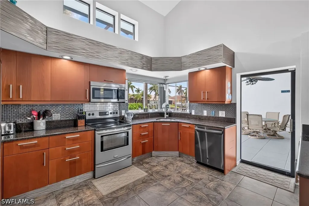 1124 Whiteheart Court Marco Island FL 34145