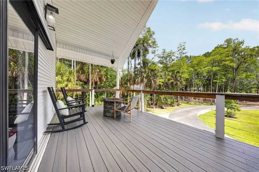 5191 Coral Wood Drive Naples FL 34119