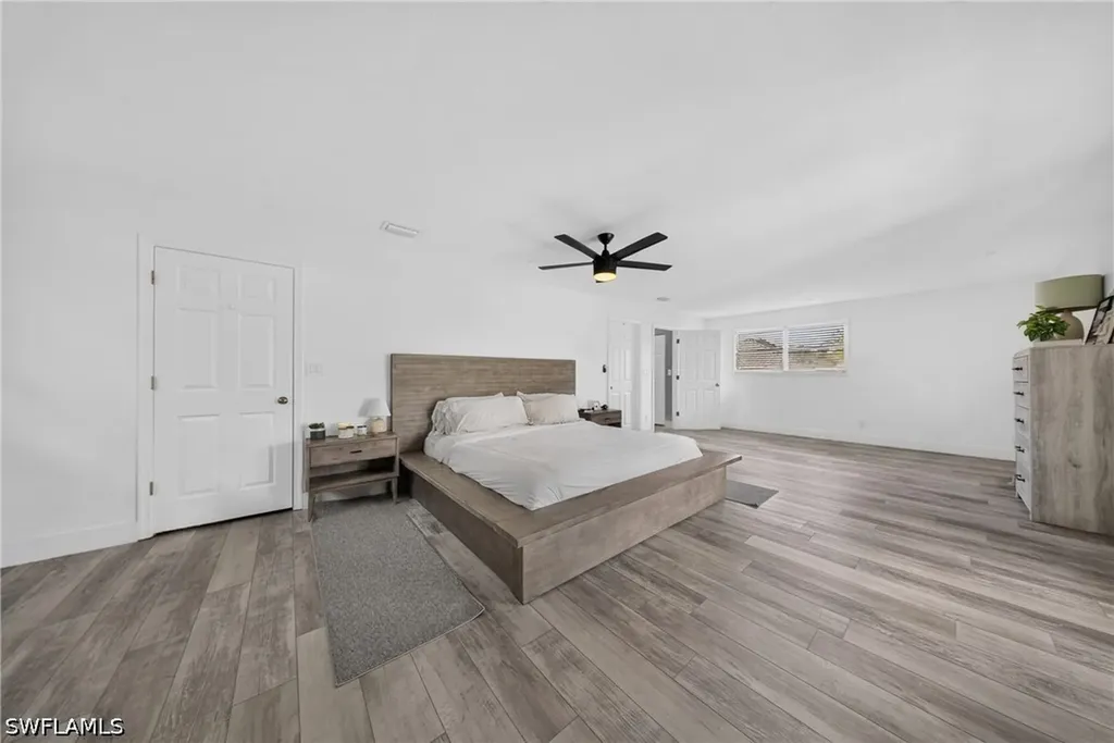 5191 Coral Wood Drive Naples FL 34119