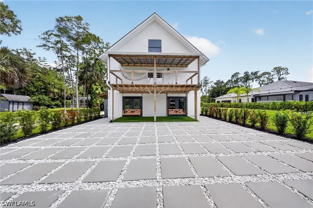 5191 Coral Wood Drive Naples FL 34119