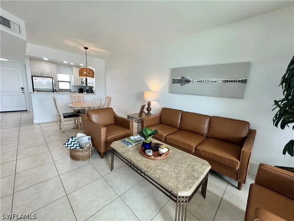 801 River Point Drive Naples FL 34102