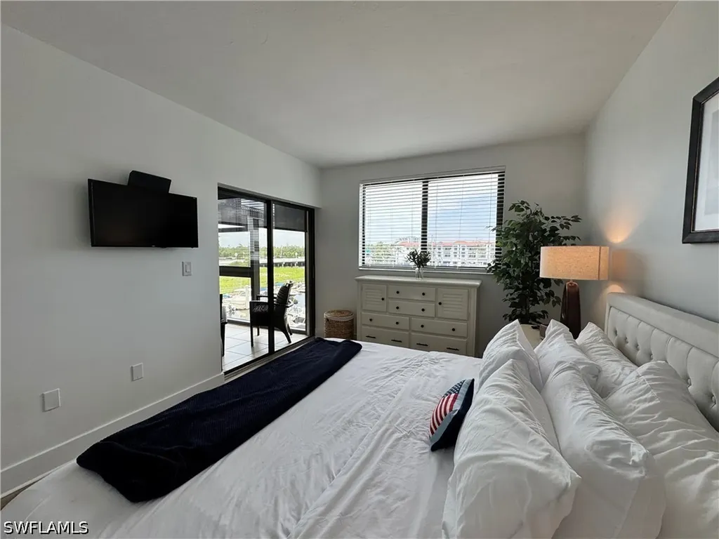 801 River Point Drive Naples FL 34102