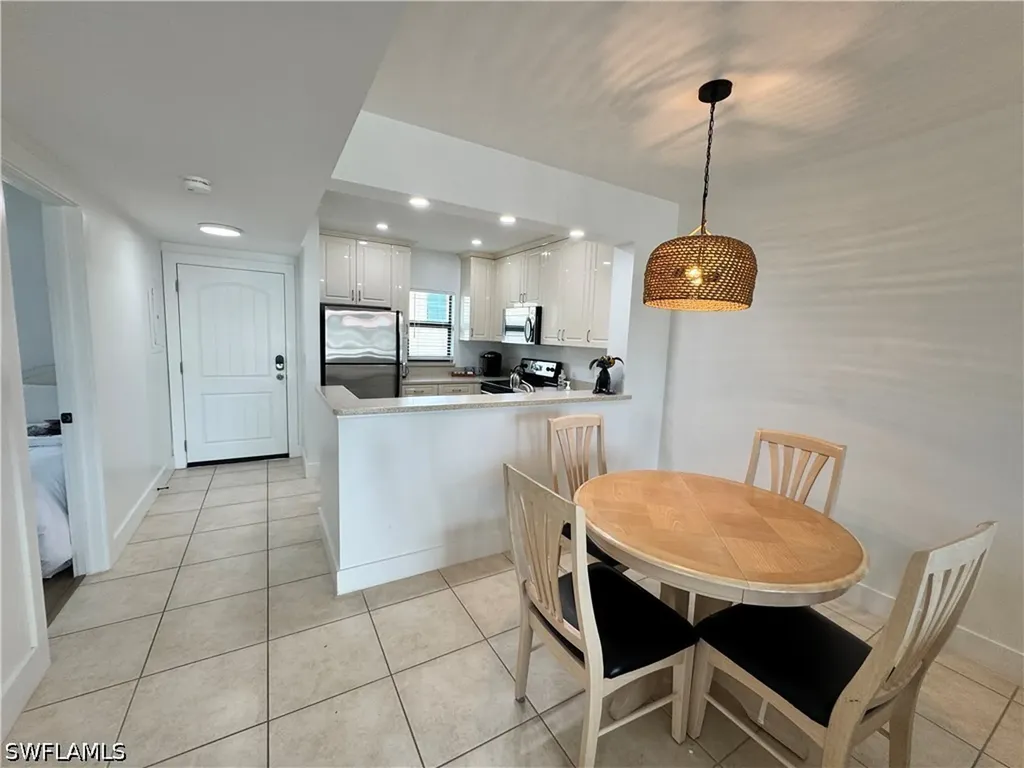 801 River Point Drive Naples FL 34102