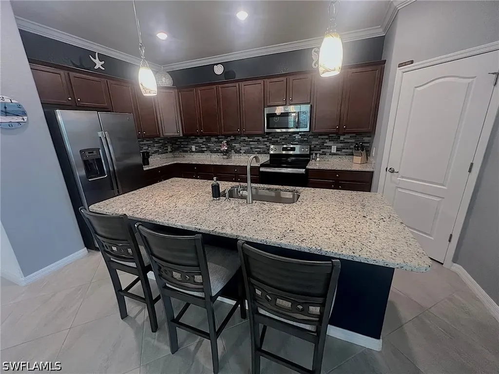 2218 Cara Cara Way Naples FL 34120