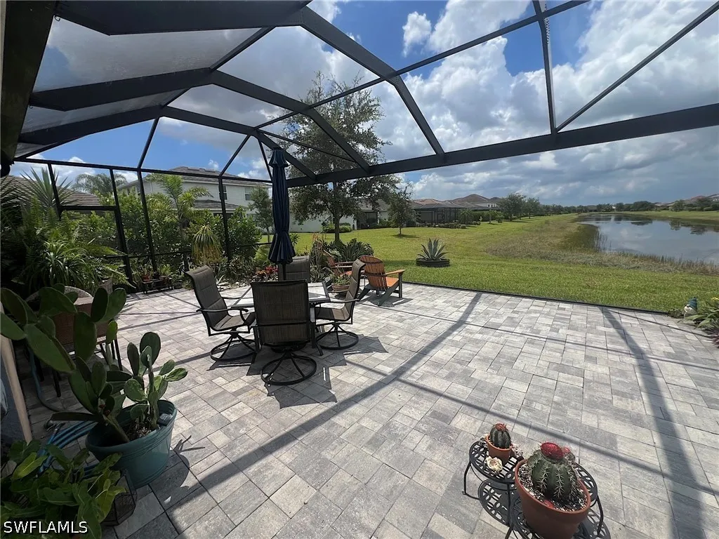 2218 Cara Cara Way Naples FL 34120