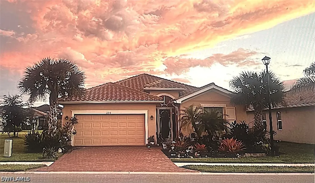 2218 Cara Cara Way Naples FL 34120