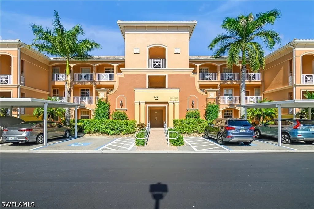 9621 Spanish Moss Way Bonita Springs FL 34135
