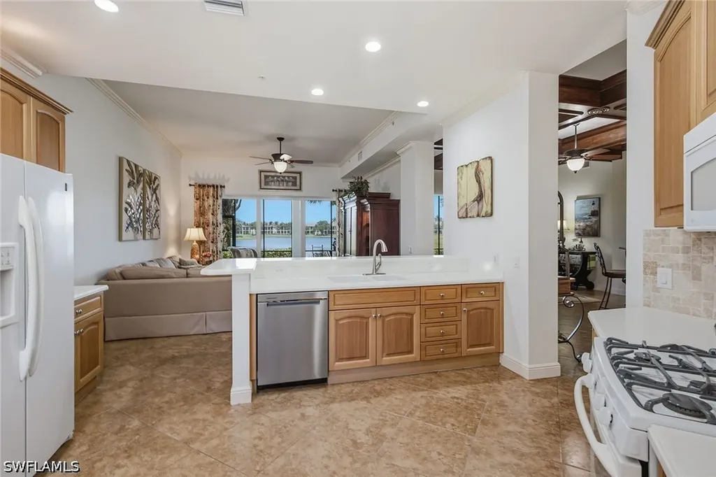 9243 Tesoro Lane Naples FL 34114