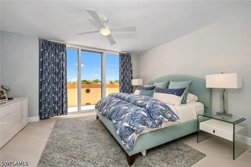 6597 Nicholas Boulevard Naples FL 34108