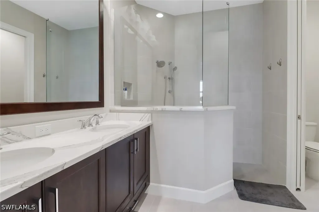 6299 Arriba Avenue Naples FL 34113