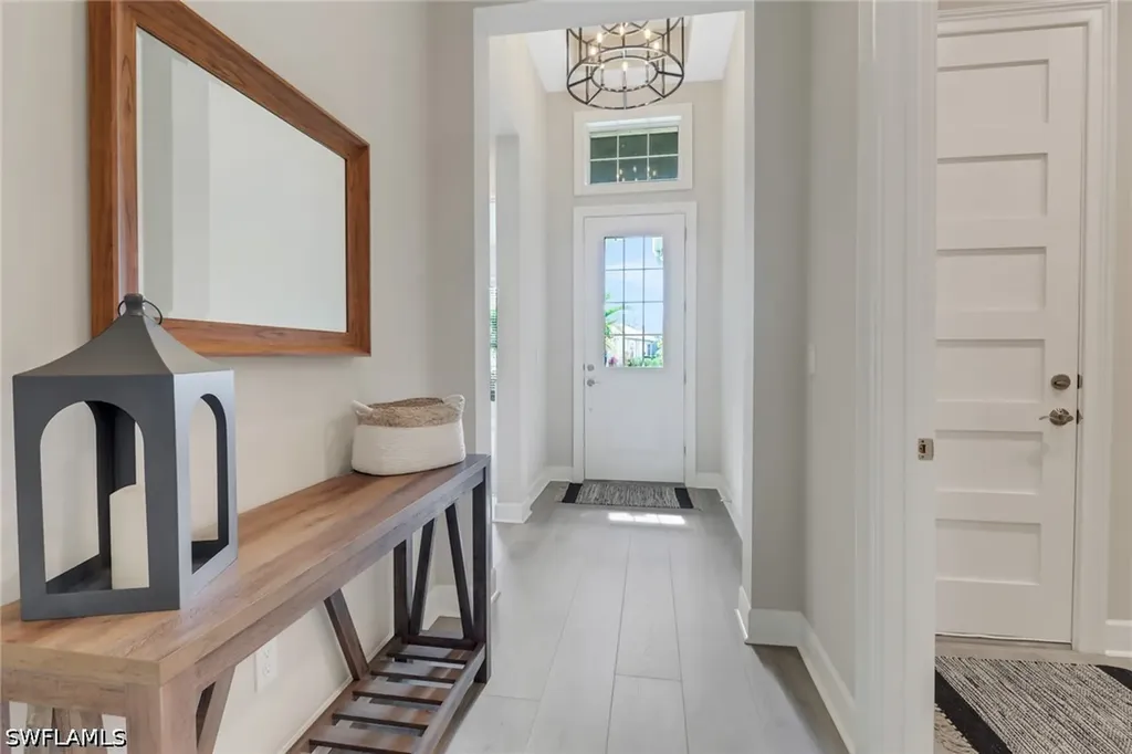 6299 Arriba Avenue Naples FL 34113