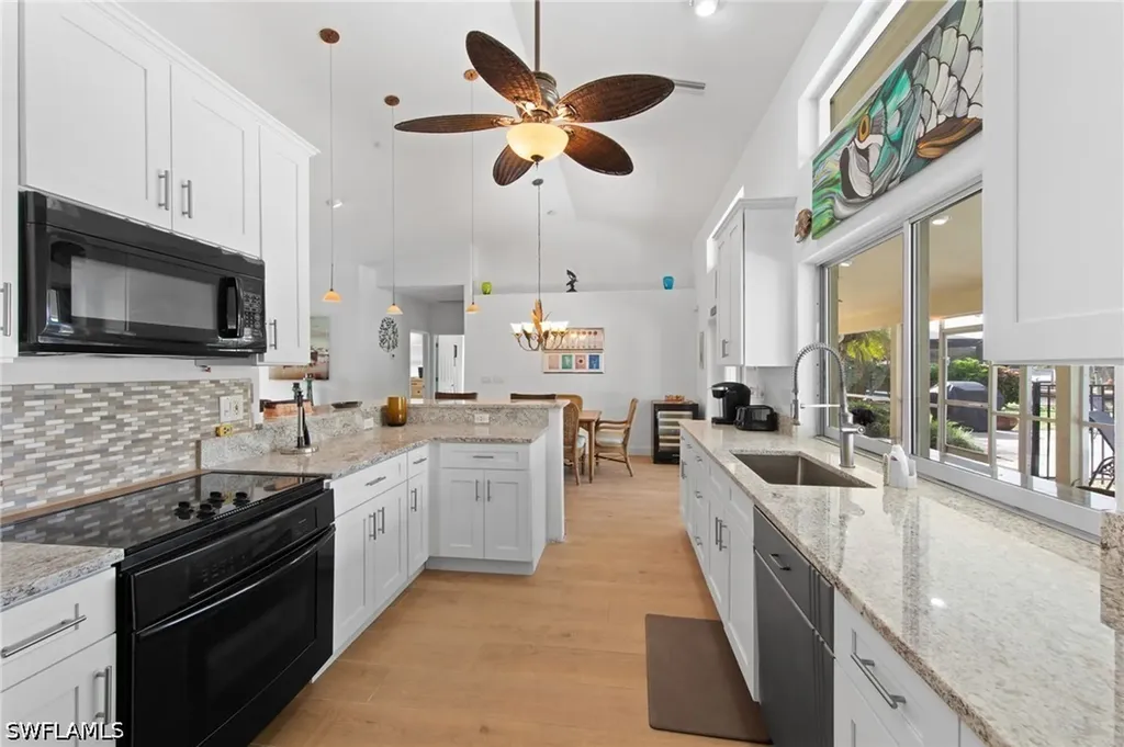 170 SW 52nd Street Cape Coral FL 33914