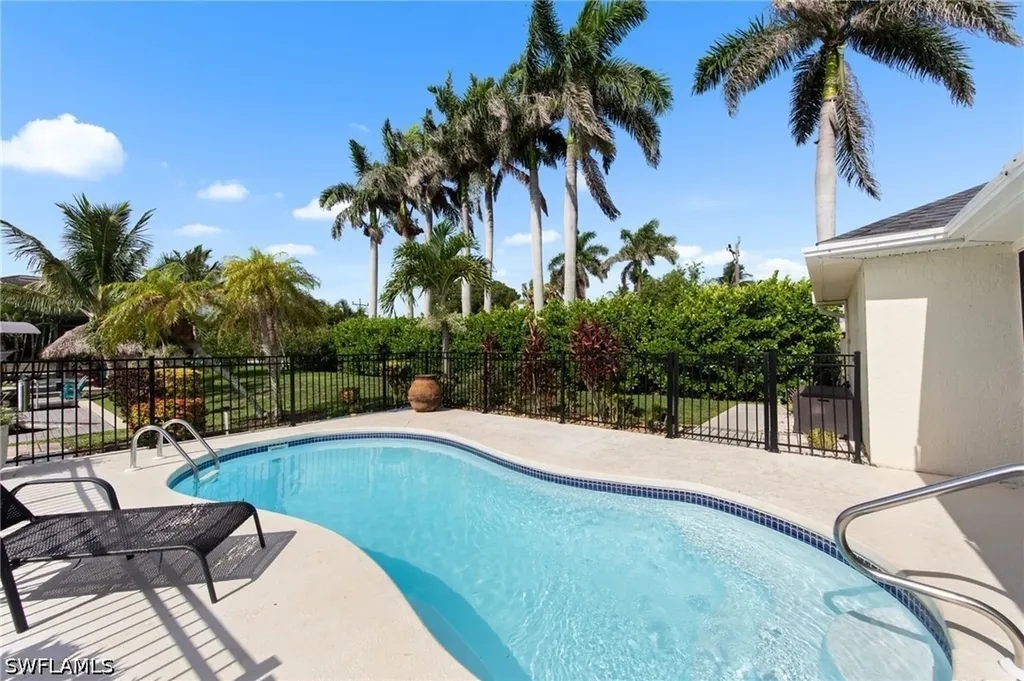 170 SW 52nd Street Cape Coral FL 33914
