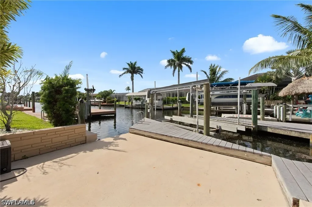 170 SW 52nd Street Cape Coral FL 33914