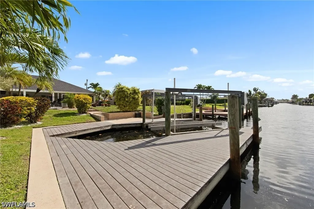 170 SW 52nd Street Cape Coral FL 33914