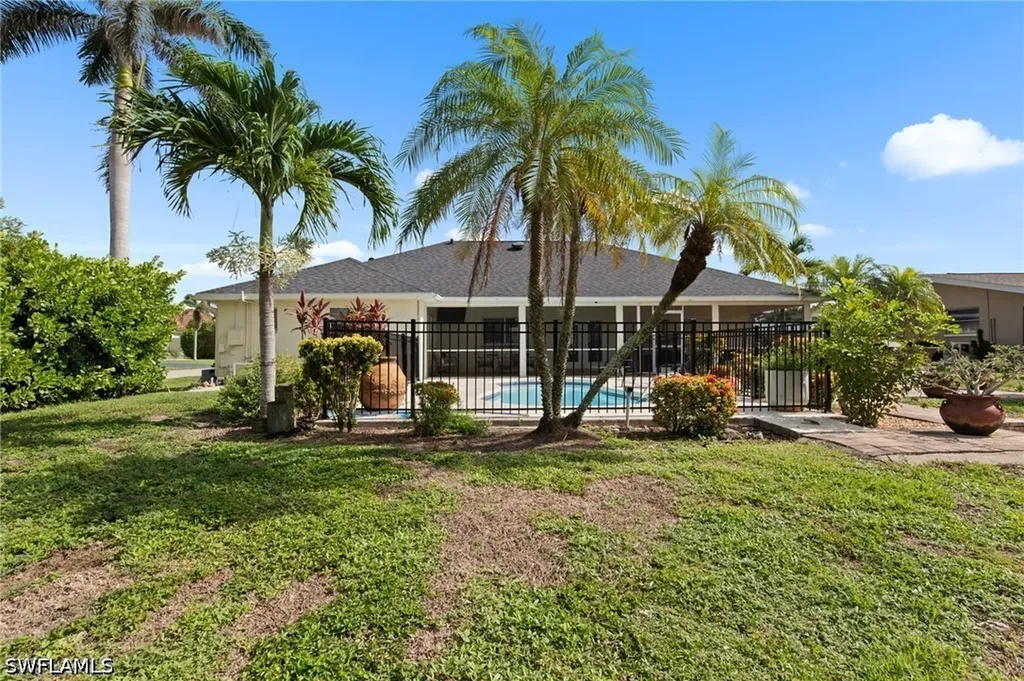 170 SW 52nd Street Cape Coral FL 33914