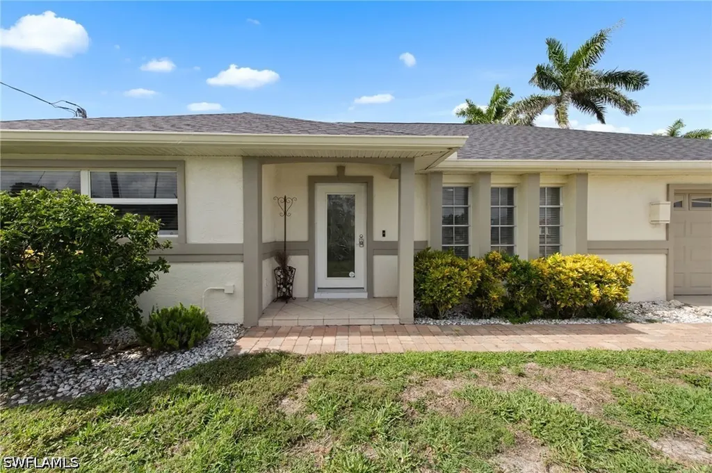 170 SW 52nd Street Cape Coral FL 33914