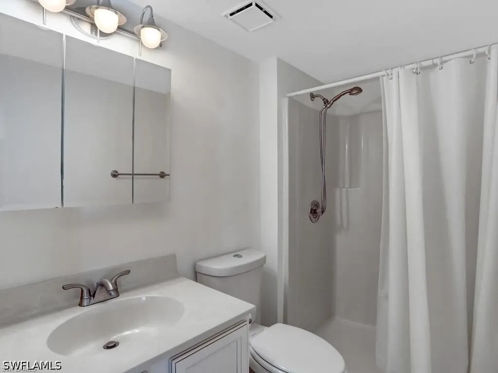 5501 Rattlesnake Hamm Road Naples FL 34113