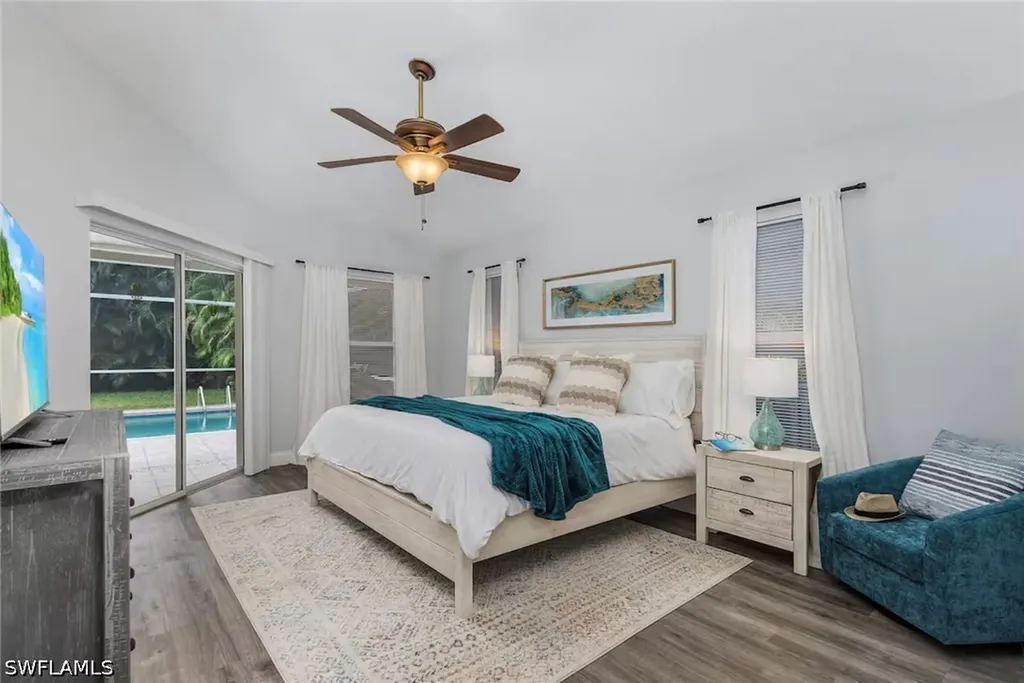 1537 Vintage Lane Naples FL 34104