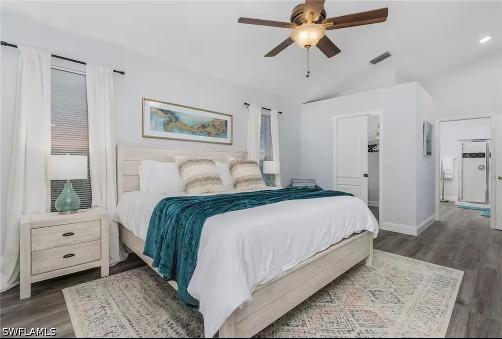 1537 Vintage Lane Naples FL 34104