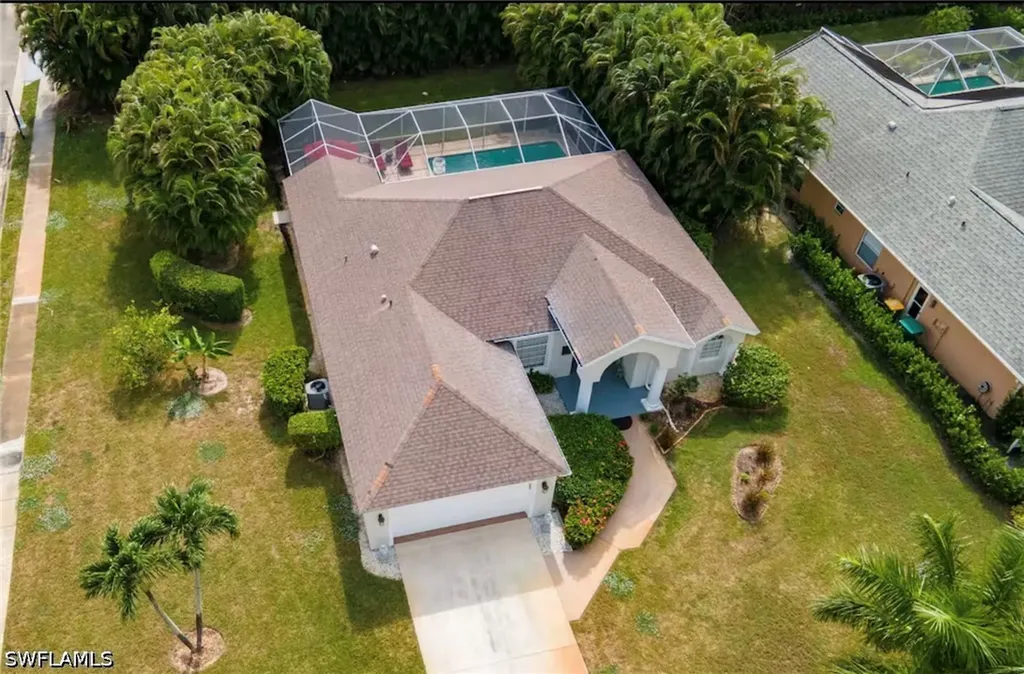 1537 Vintage Lane Naples FL 34104