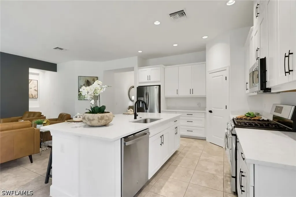 19657 Estero Pointe Lane Fort Myers FL 33908
