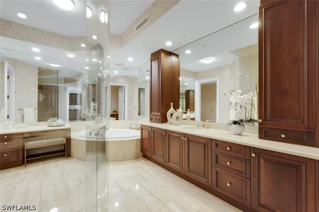 4101 Gulf Shore Boulevard N Naples FL 34103