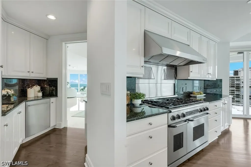 4101 Gulf Shore Boulevard N Naples FL 34103