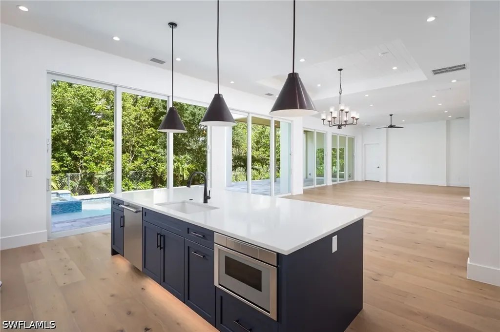 2854 Coach House Way Naples FL 34105