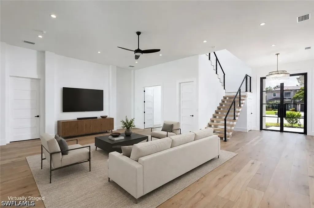 2854 Coach House Way Naples FL 34105