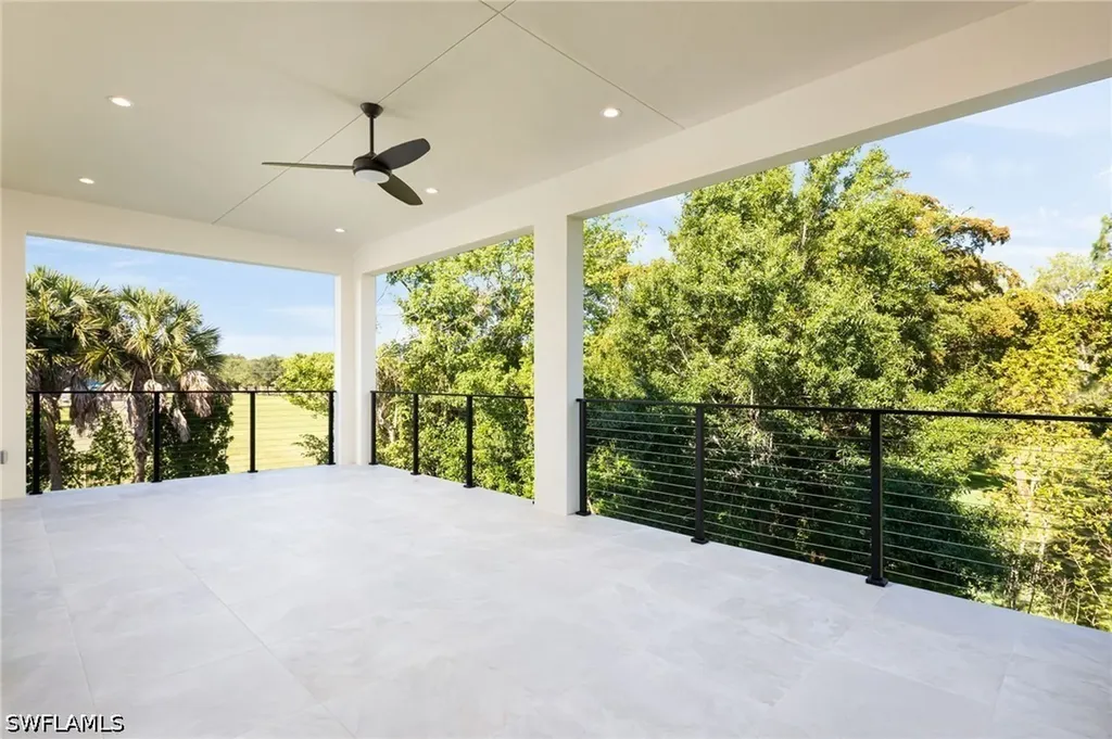 2854 Coach House Way Naples FL 34105