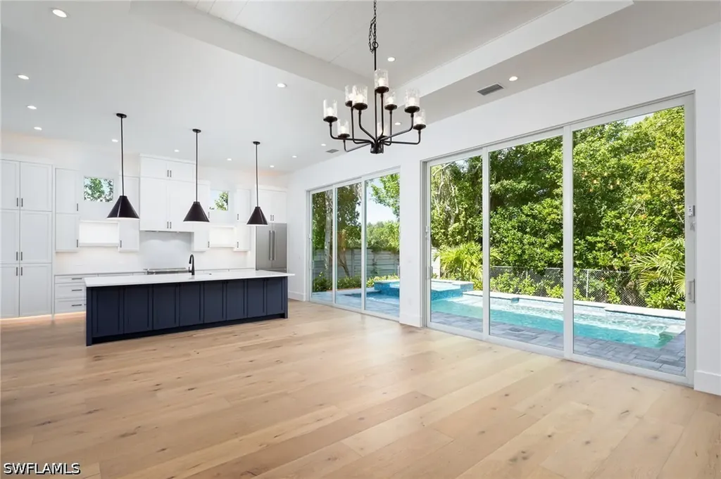 2854 Coach House Way Naples FL 34105
