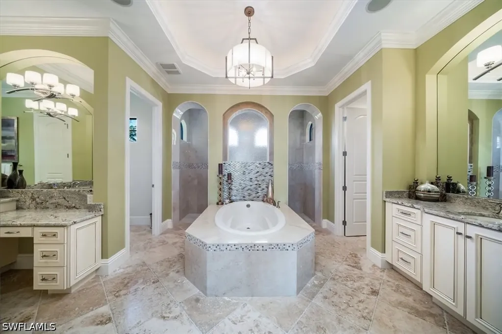 6113 Sunnyslope Drive Naples FL 34119