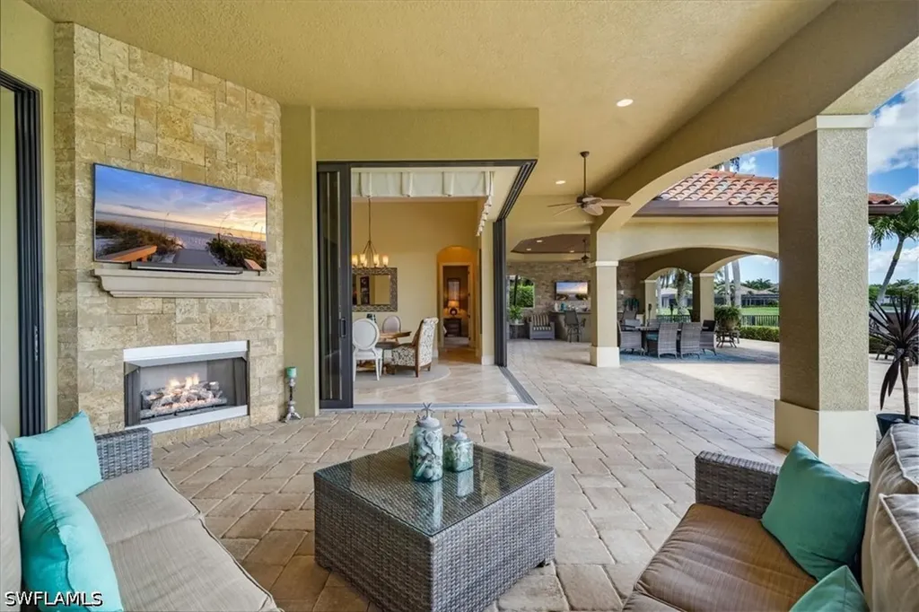 6113 Sunnyslope Drive Naples FL 34119