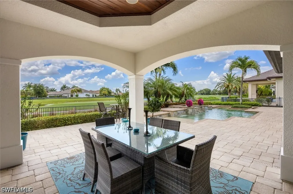 6113 Sunnyslope Drive Naples FL 34119