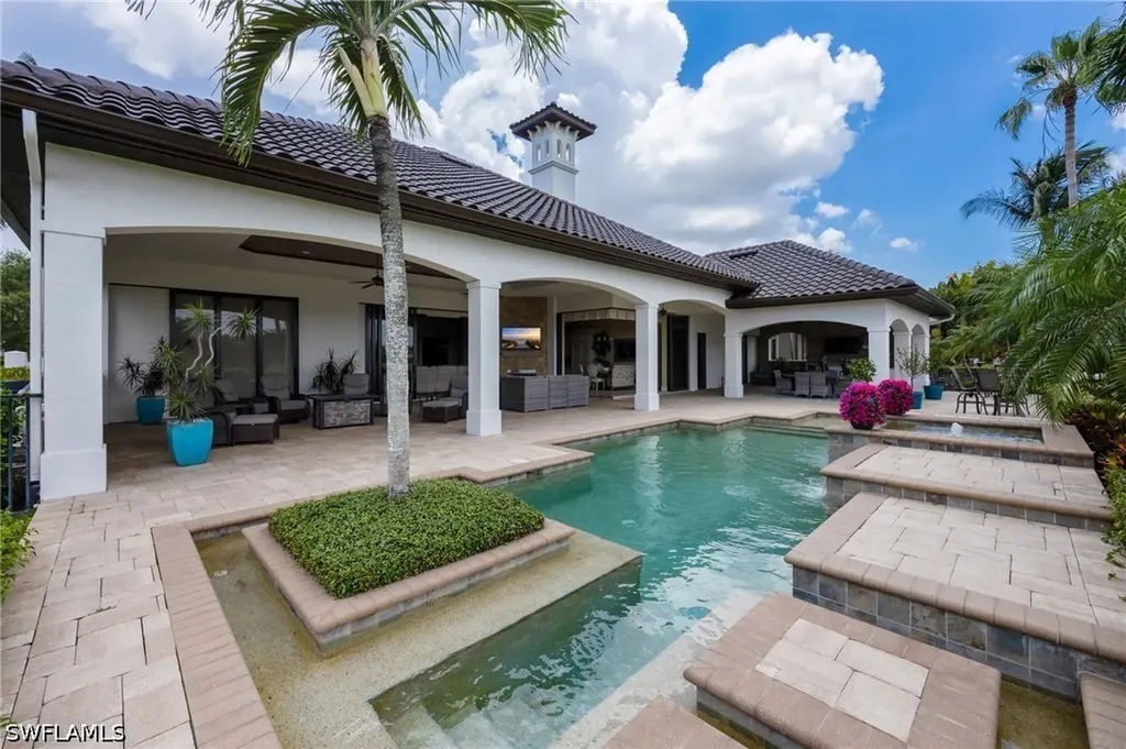 6113 Sunnyslope Drive Naples FL 34119