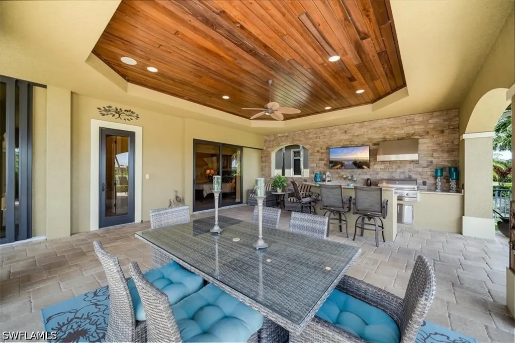 6113 Sunnyslope Drive Naples FL 34119