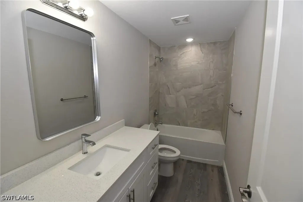 23493 Branch Avenue Port Charlotte FL 33980